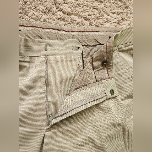 EXPRESS Men's Beige/White Striped Trousers/Chino PantsPants Size 32-33 - Picture 3 of 4